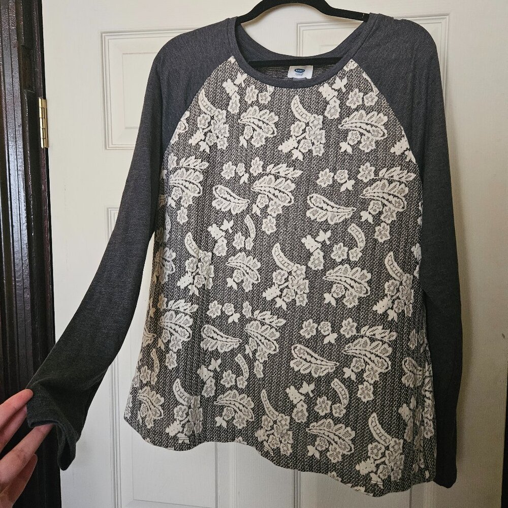 NWT Long Sleeve Tee